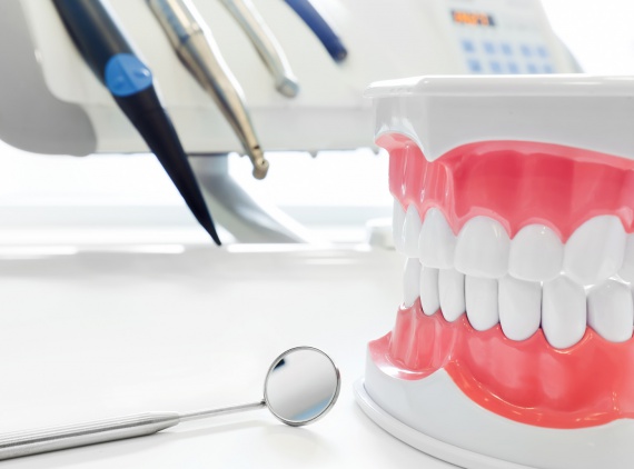 Come Scegliere il Trattamento Dentale Giusto ?